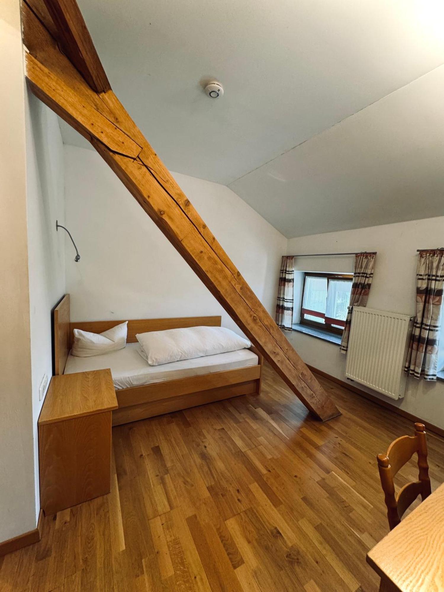 דגנדורף Landgasthof Hotel Zwickl מראה חיצוני תמונה